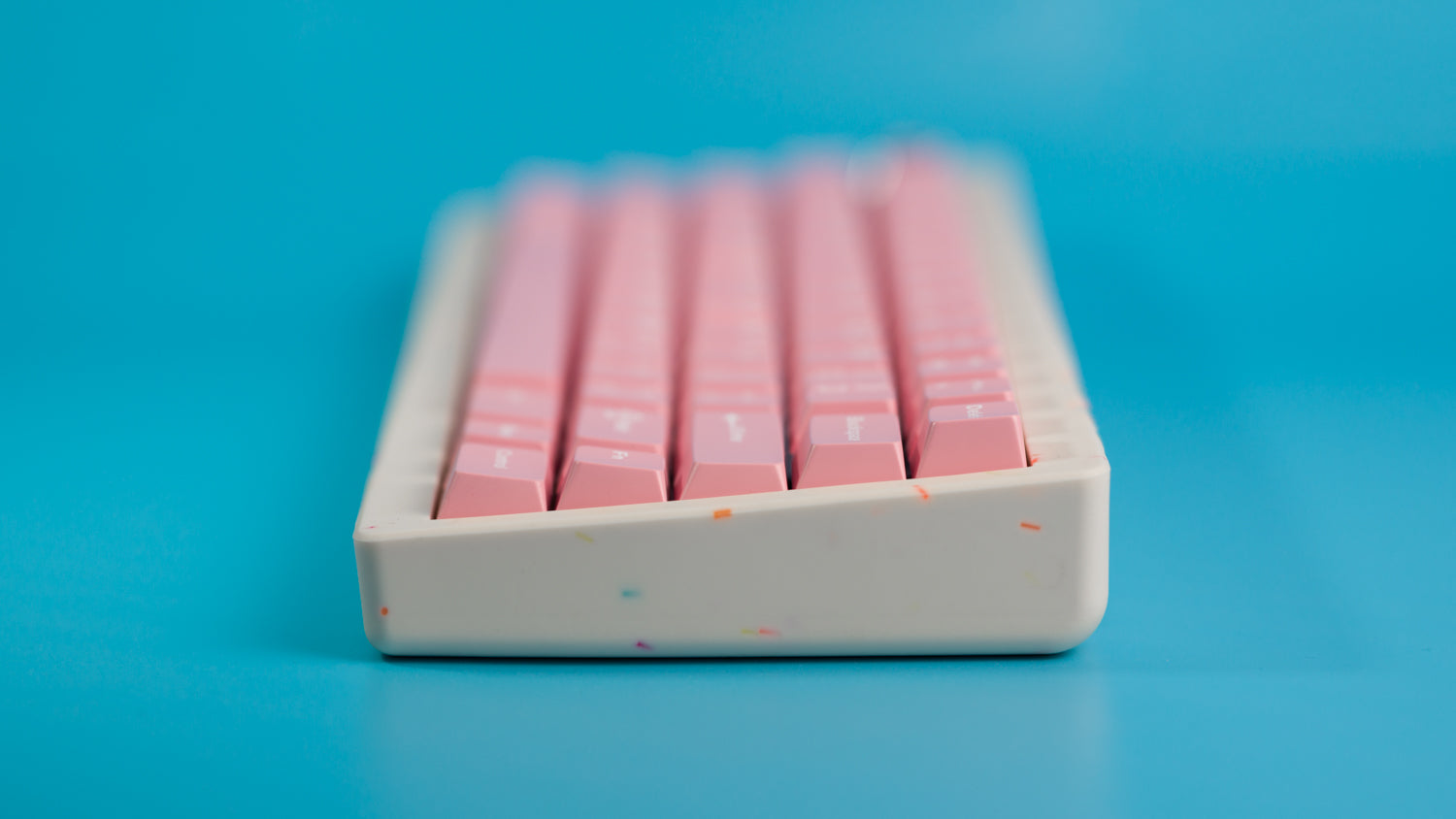 JUNE R2 – HIBI Design